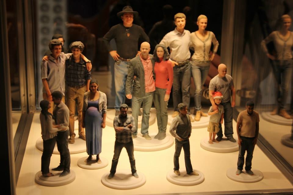 Lots of 3D-scanning and 3D-printing demos